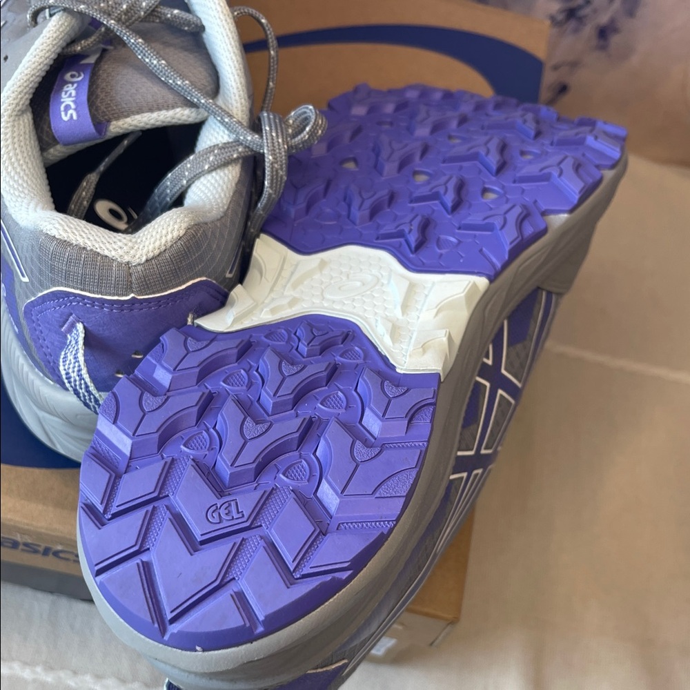 ASICS Women's Gel Venture 10 Trail Shoe - Gray and Lavender - Picture 9 of 9